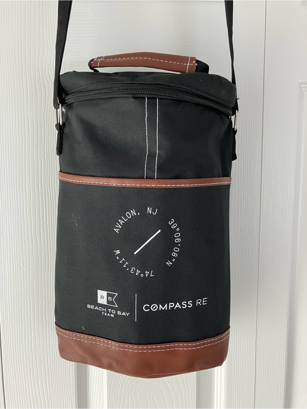 Black and Brown Insulated Wine Cooler/Carrier